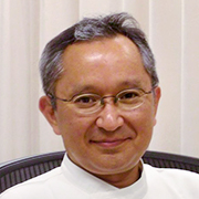 上田 晃(院長)